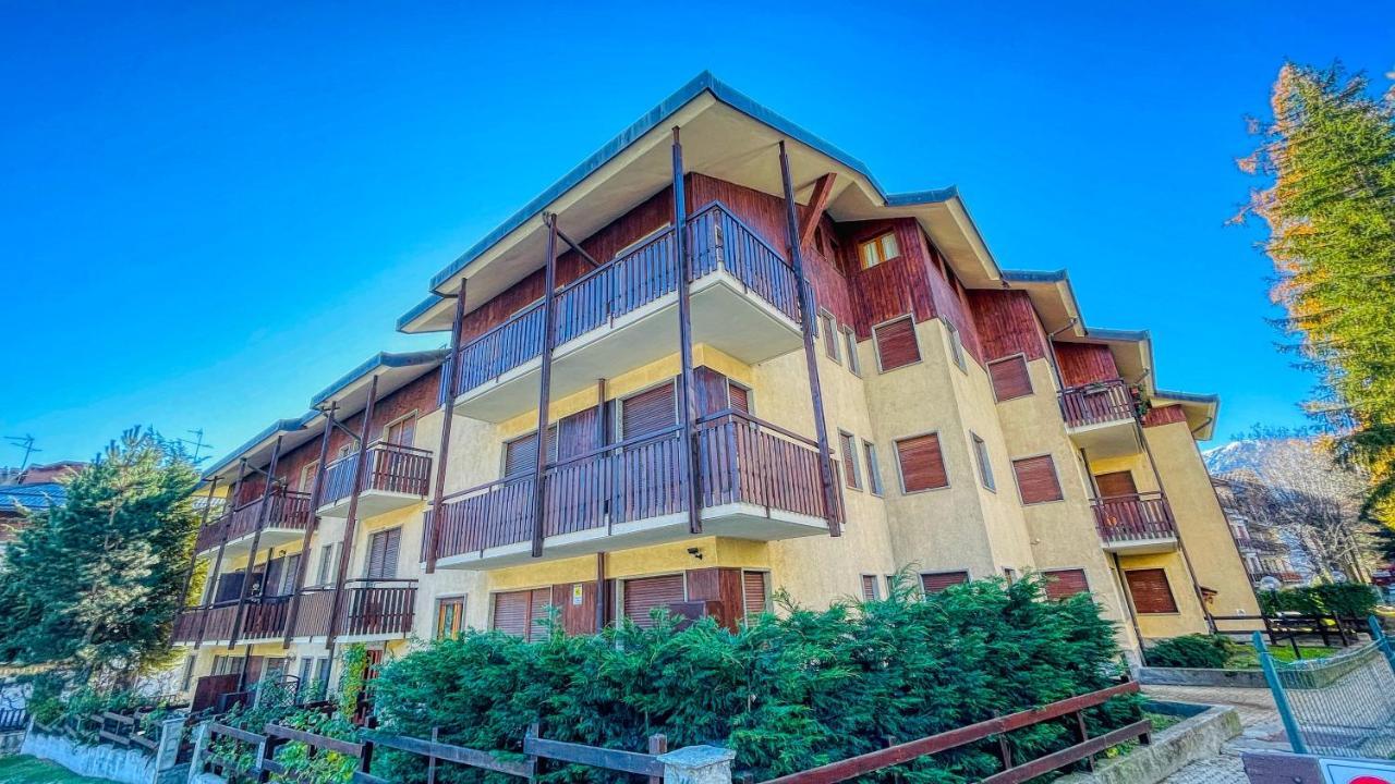 Appartamento Einaudi 11 - Affitti Brevi Italia Bardonecchia Exterior photo